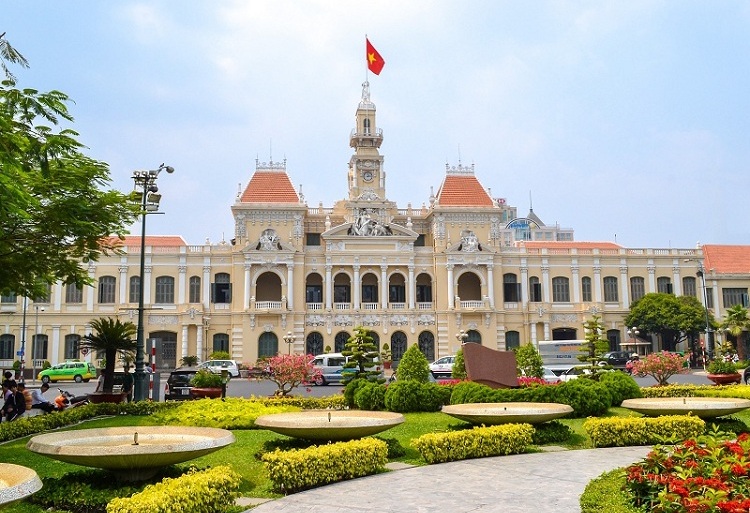 visit saigon city hall